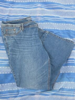 torrid, 20R || 'Luxe Super Stretch' Slim Bootcut Jeans || Mid Wash